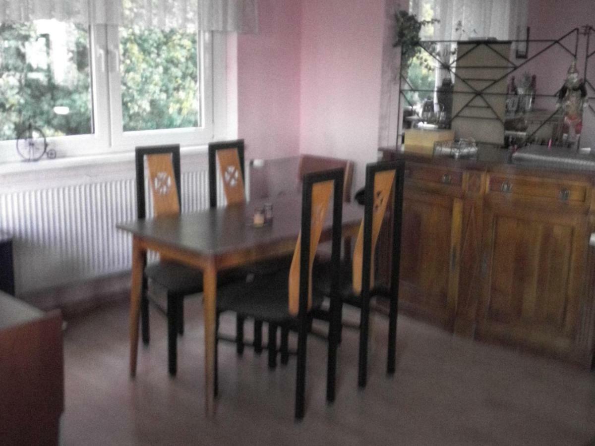 ホテルGasthof Blaues Haus Bastorf エクステリア 写真